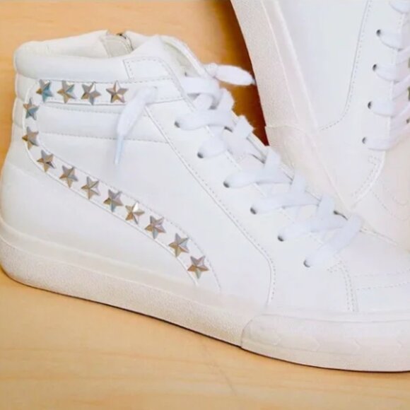 Social Threads Gloria Lucky Stars Studded Platform Hightops Size 9 - Picture 1 of 1